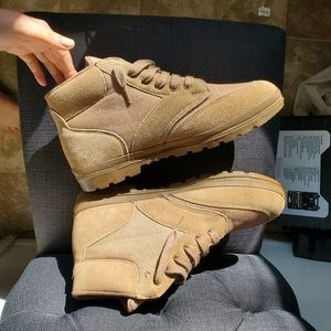 Donner Mountain Boots